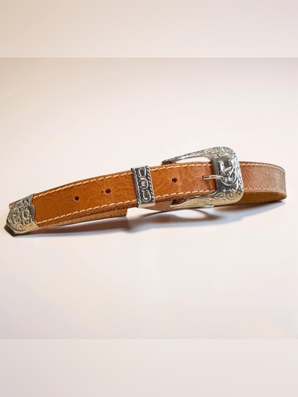The Great NY Belt Company Western Leather Belt with Buckle. Tan, Silver. 32” - Picture 3 of 13